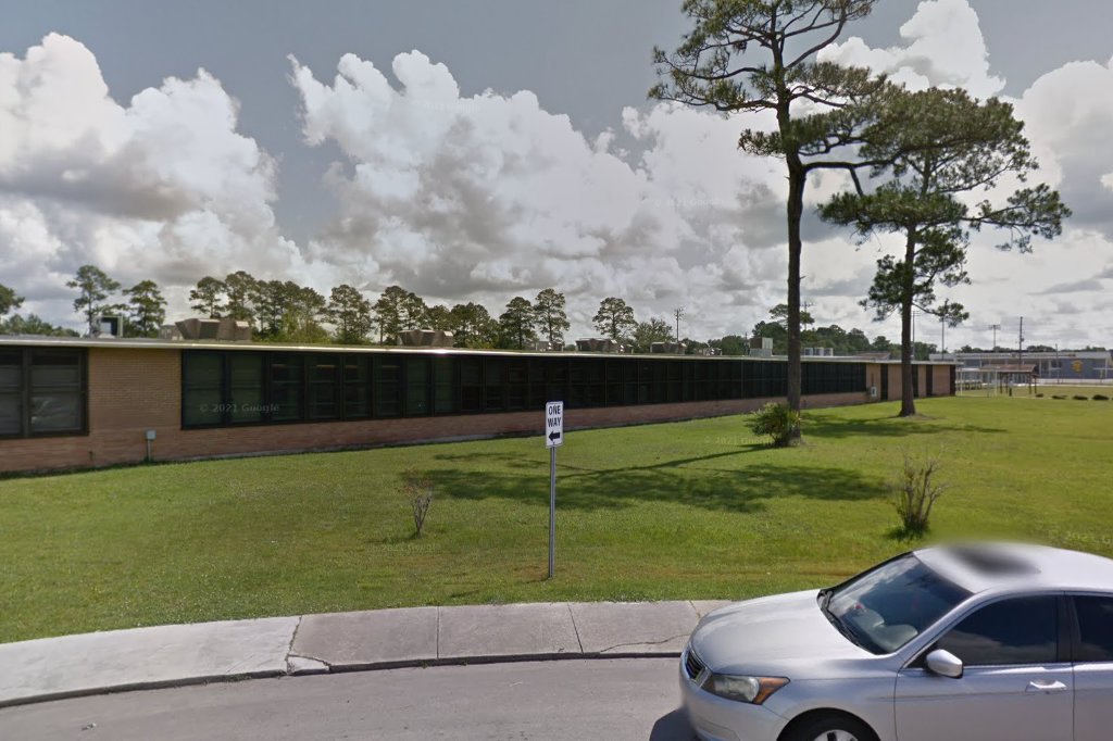 D'Iberville Middle School
