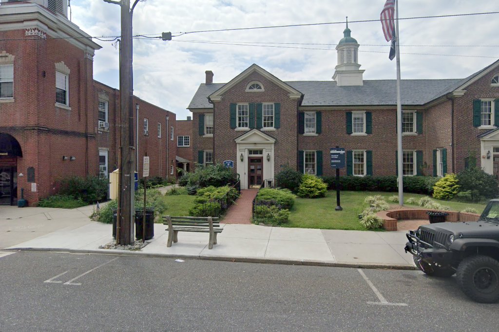 Woodbury Public Library