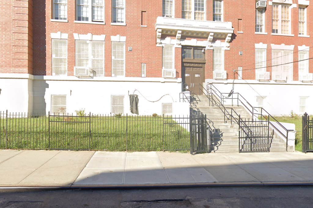 Walter Reed Public School 9