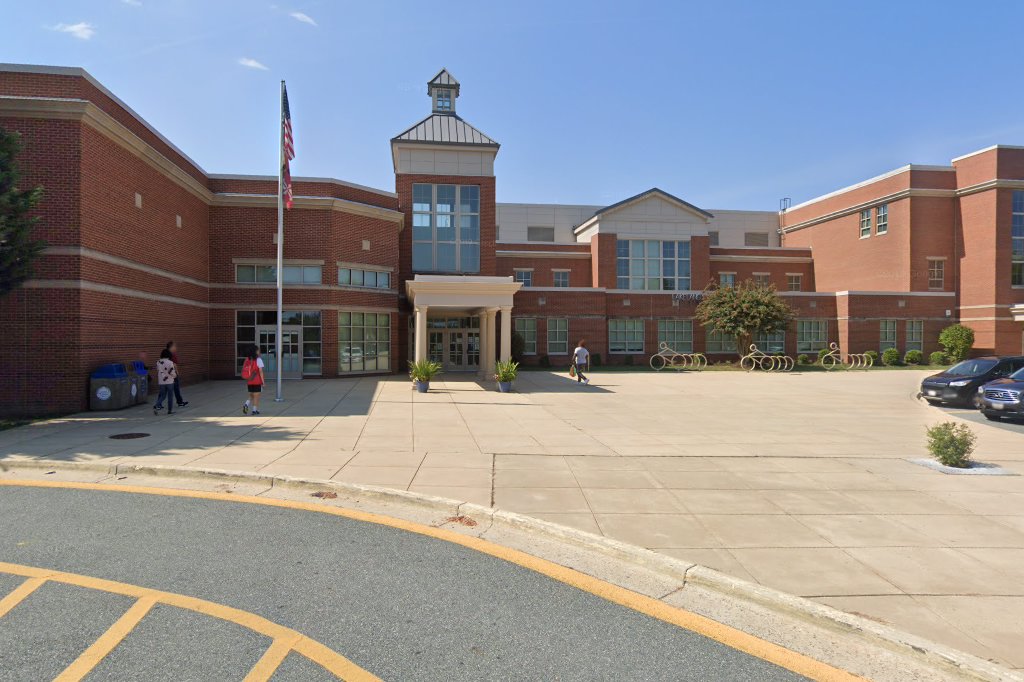 Lakelands Park Middle School