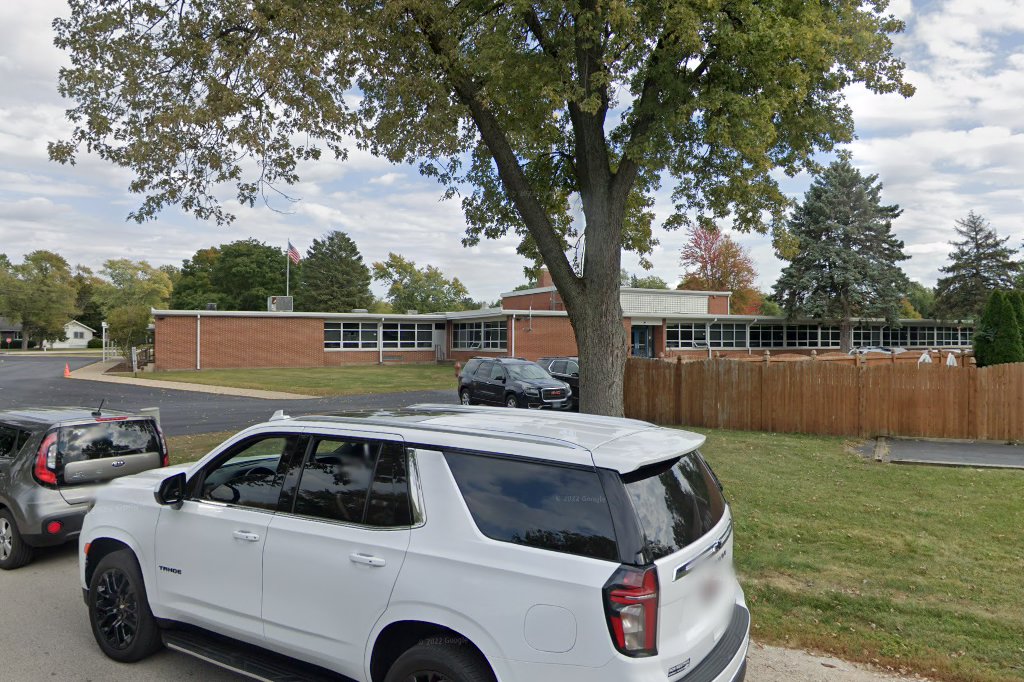 Crystal Lawns Elementary School