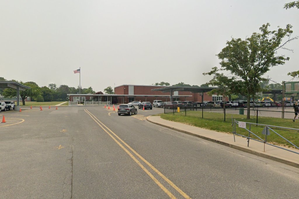 Twin Pines Elementary School