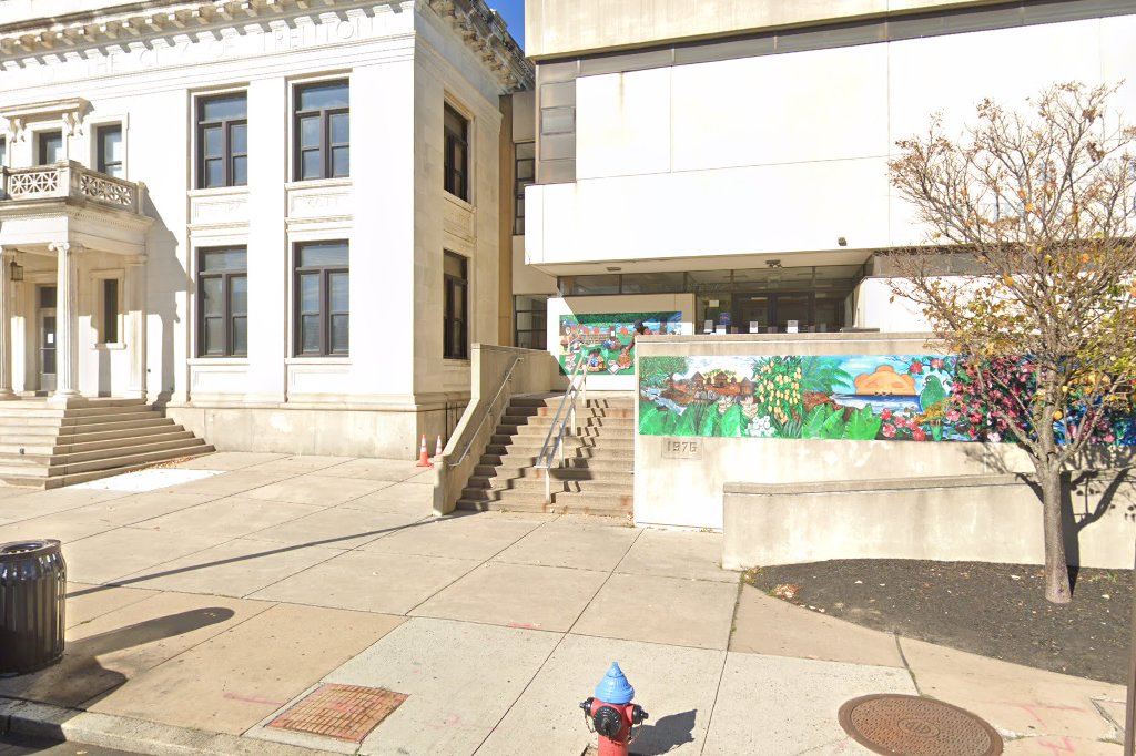 Trenton Free Public Library