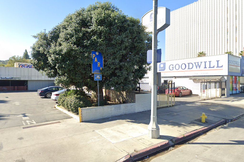 Goodwill Sherman Oaks