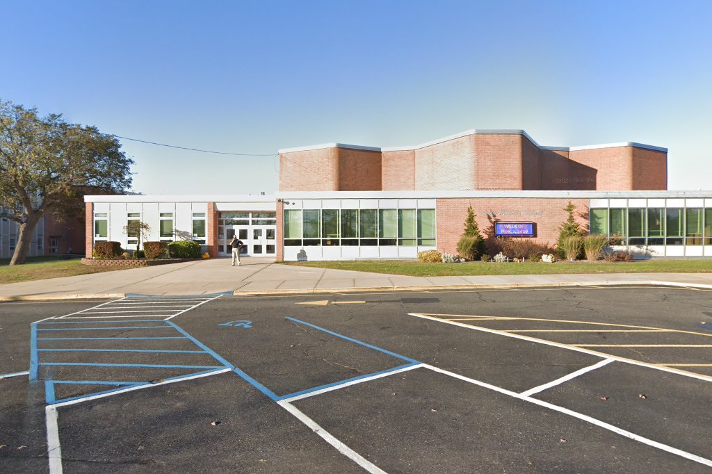 Islip Middle School
