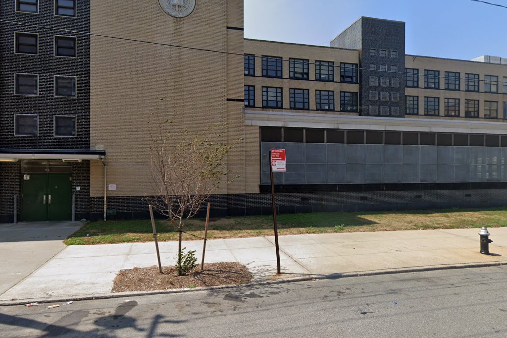 Goldie Maple Academy