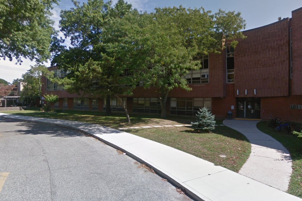 Edmund W Miles Middle School