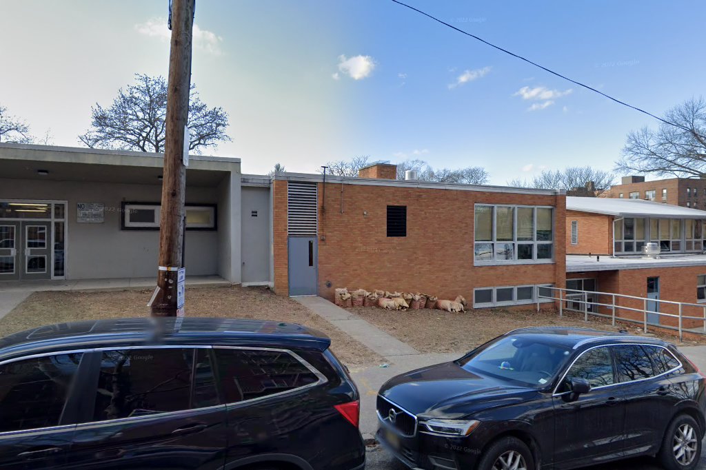 Montessori School 27
