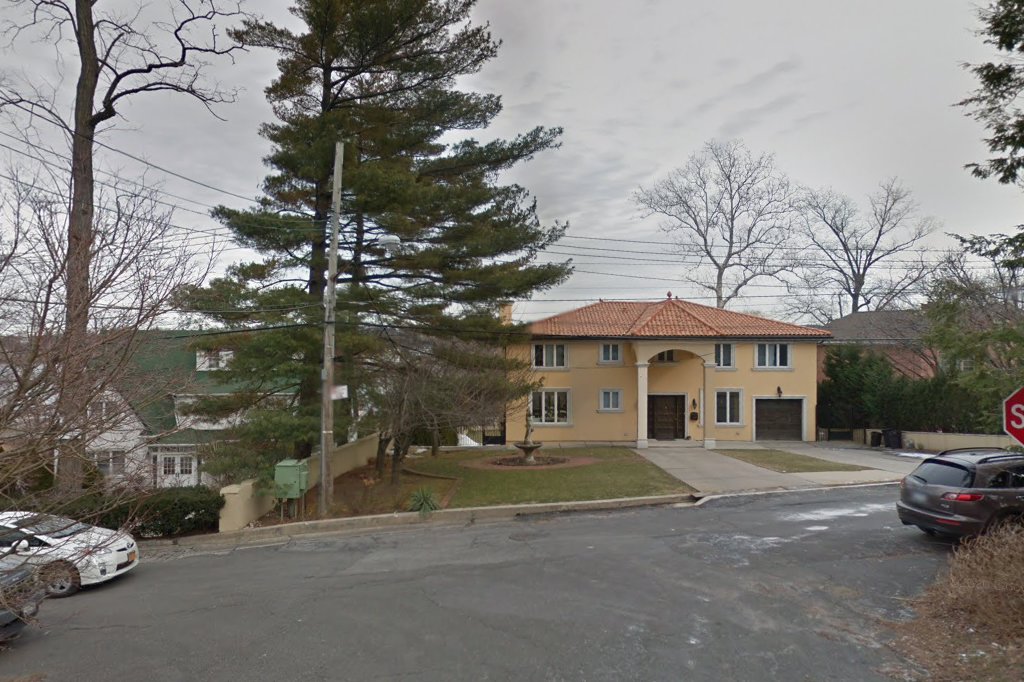 Benjamin N Cardozo High School