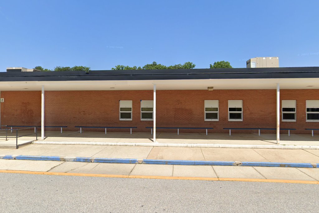 Robert Goddard French Immersion School