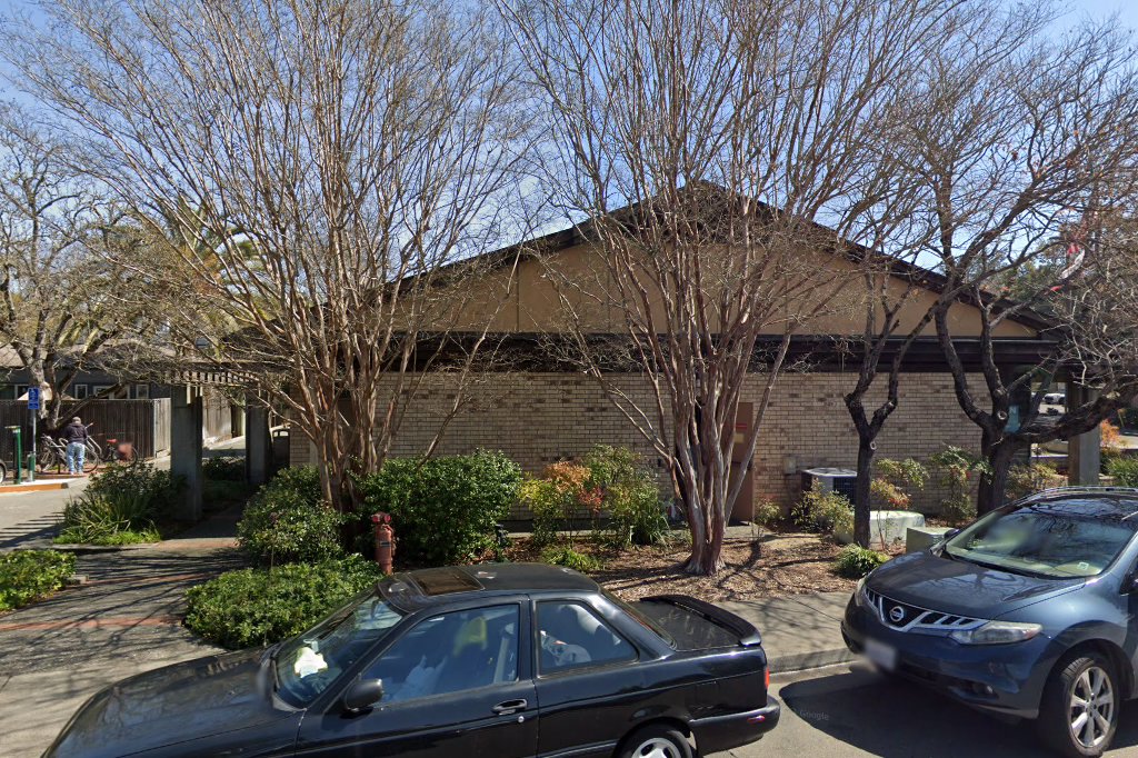 Healdsburg Regional Library