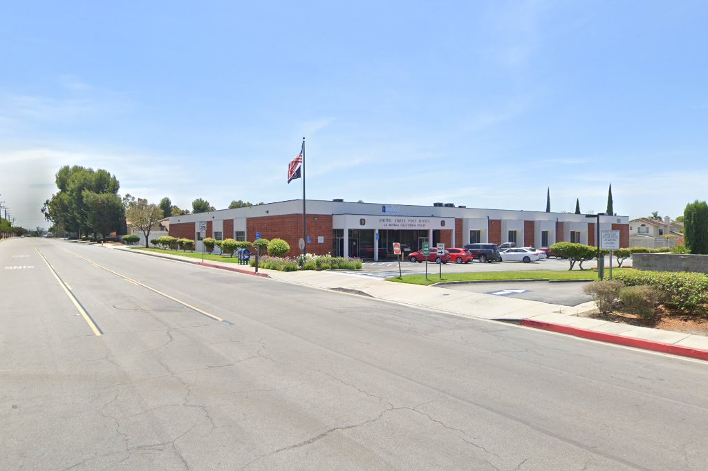 La Mirada Passport Office