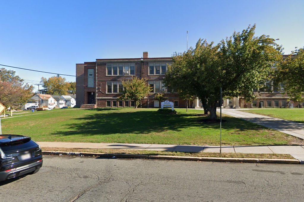 Number 7 Elementary School