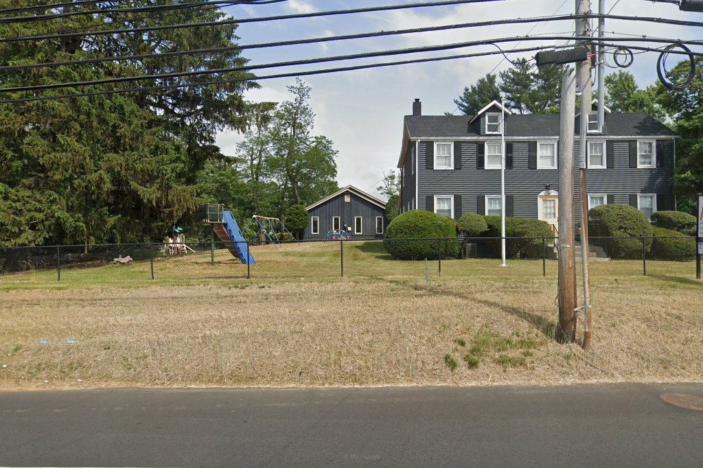 Kinderland Daycare & Learning Center