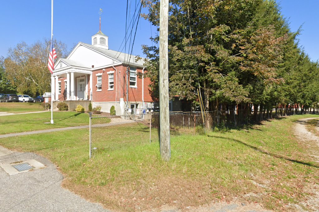 Town of Eastford: Eastford Elementary School