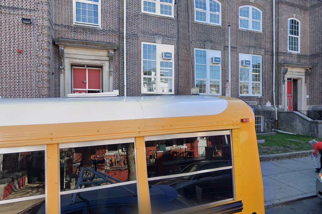 Robbins Elementary School