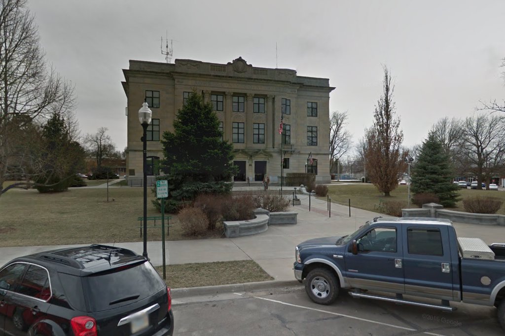 Hiawatha District Court