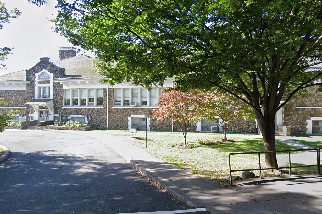 Lake Drive Hearing Impaired School