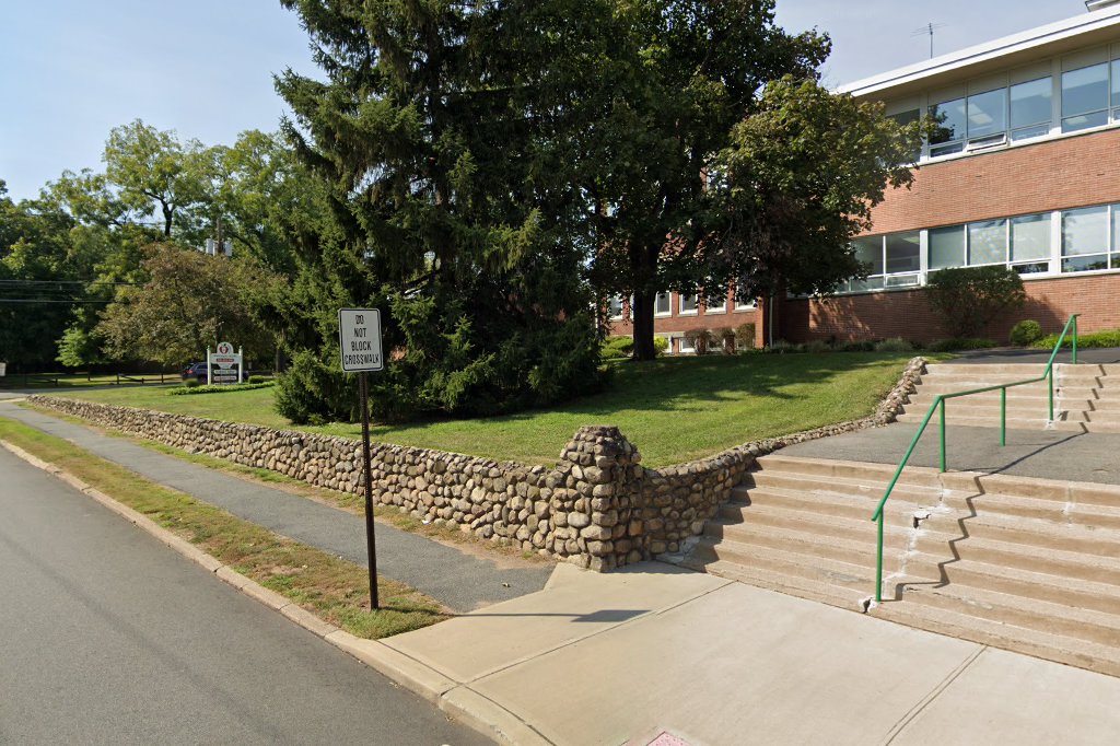 Apple Montessori Schools