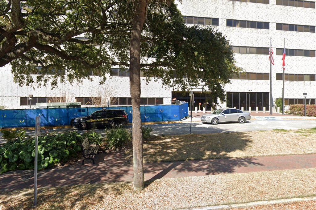 Savannah MVD Tag Office