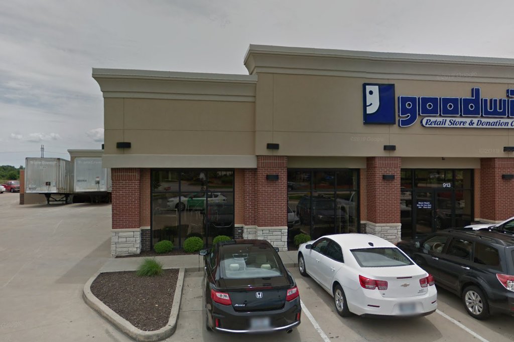 Goodwill Lake St Louis