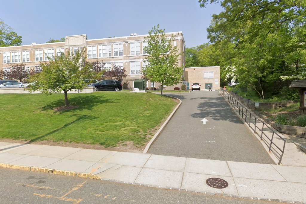 Forest Ave School