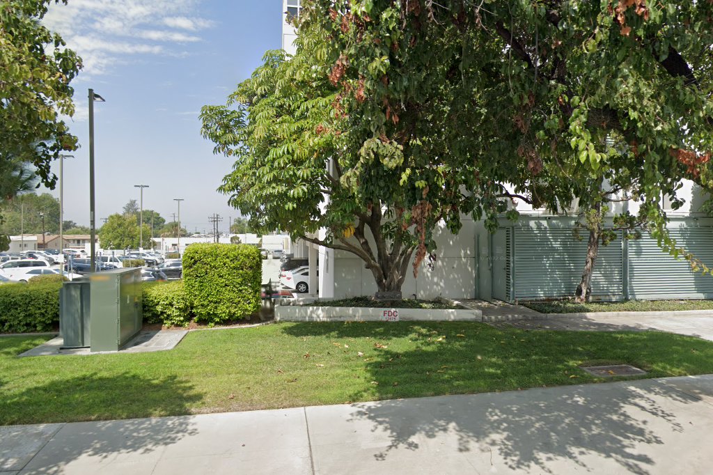 Bright La Mirada Pharmacy