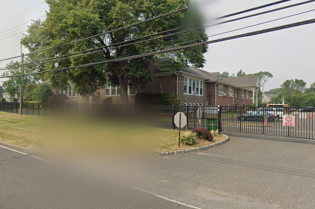 Solomon Schechter Day School