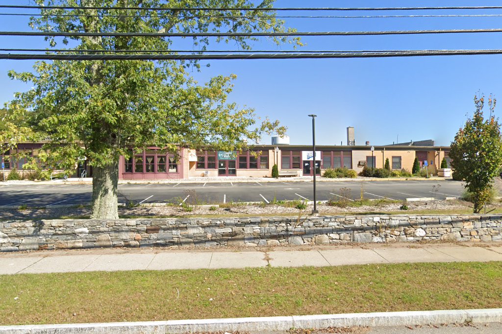 Ledyard Center School