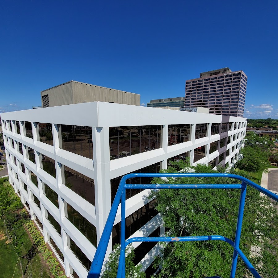 University of Phoenix-Detroit Campus
