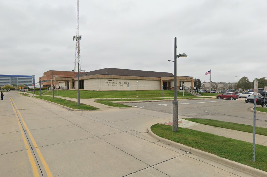 Warren District Court