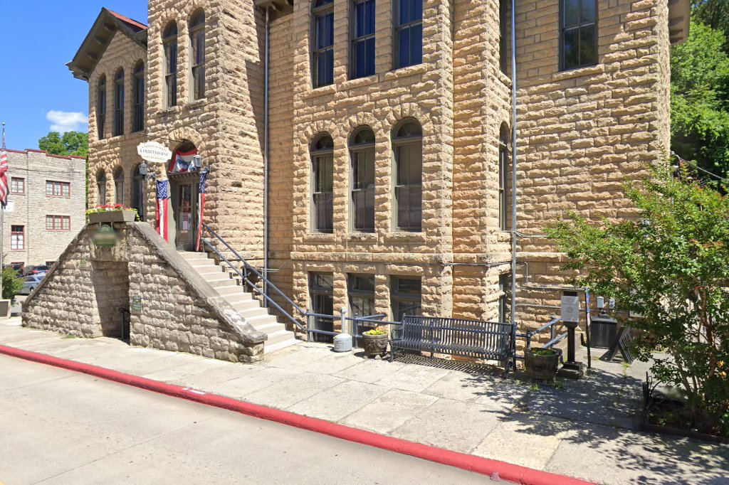 Eureka Springs Circuit Court