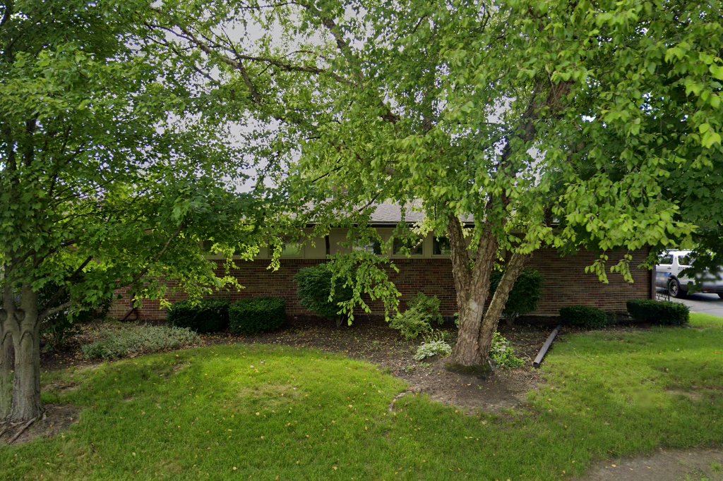 Edgewood Ton Court