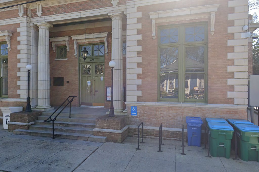 Algiers Point Public Library