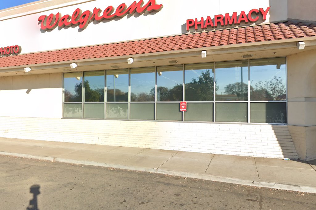 Walgreens Pharmacy