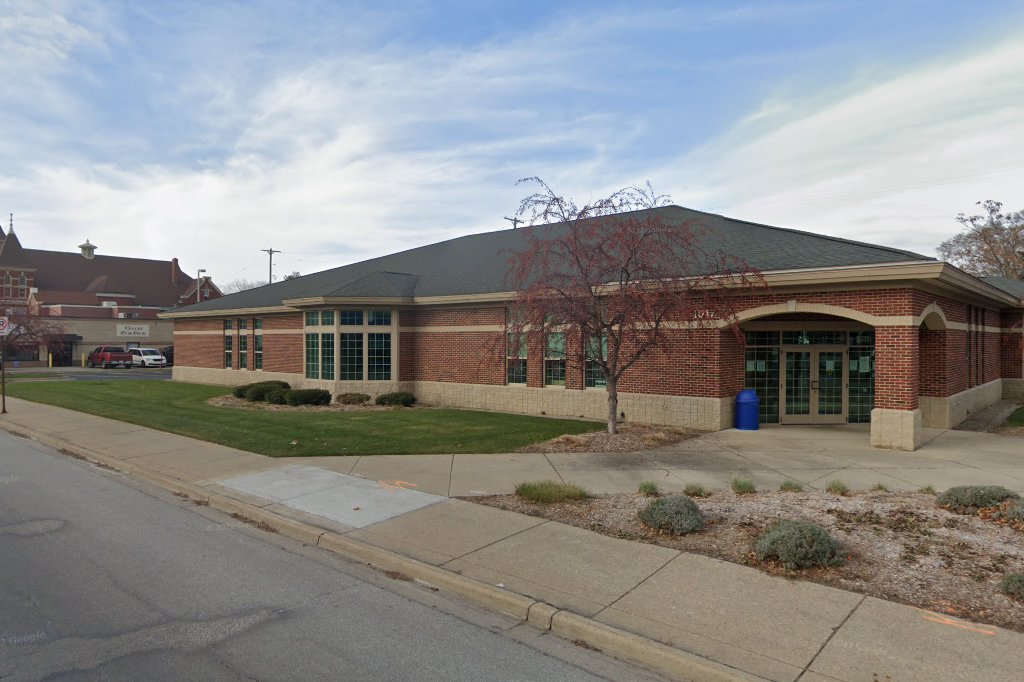 Grand Rapids Public Library - West Leonard branch