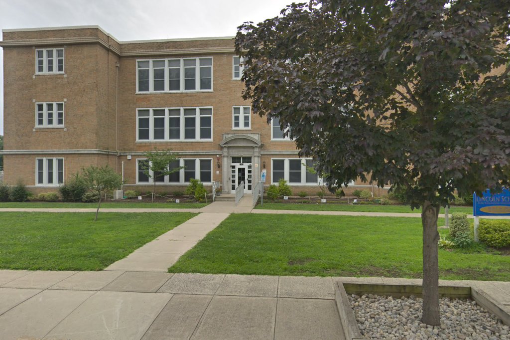 Lincoln Attendance Center