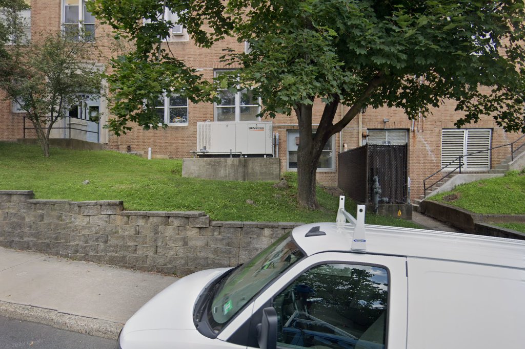 Halsted St School