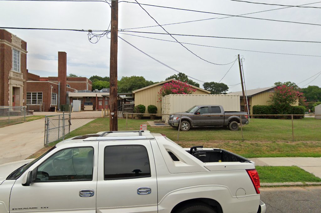 Creswell Elementary School