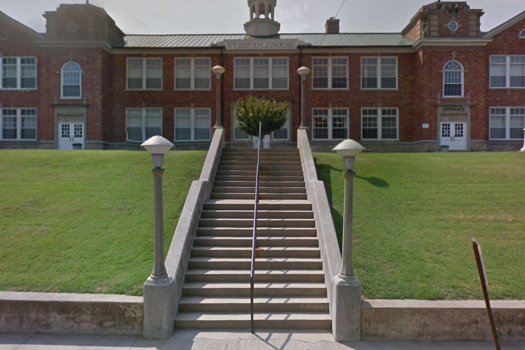Ste Genevieve Middle School