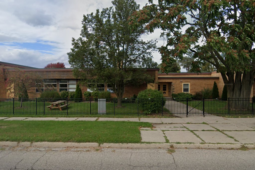Montessori Childrens House