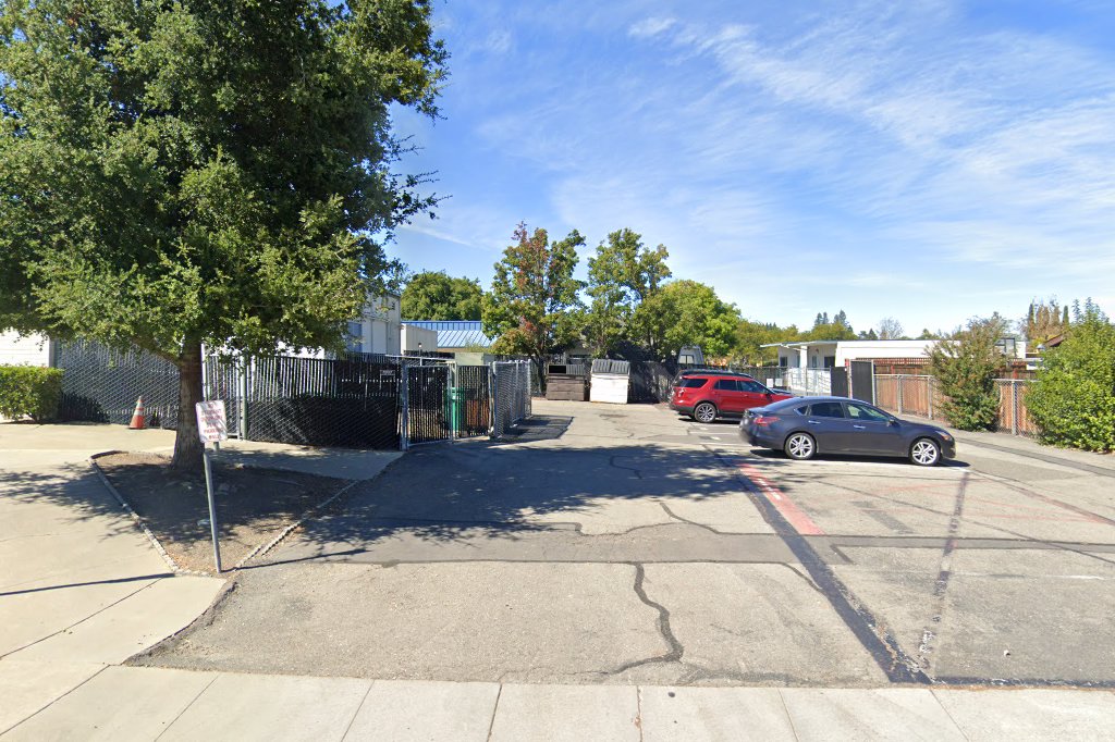 Country Club Heights Elementary School