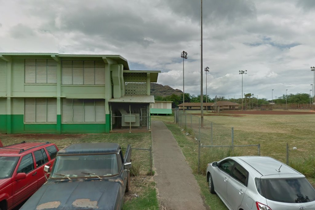 Mā‘ili Elementary School