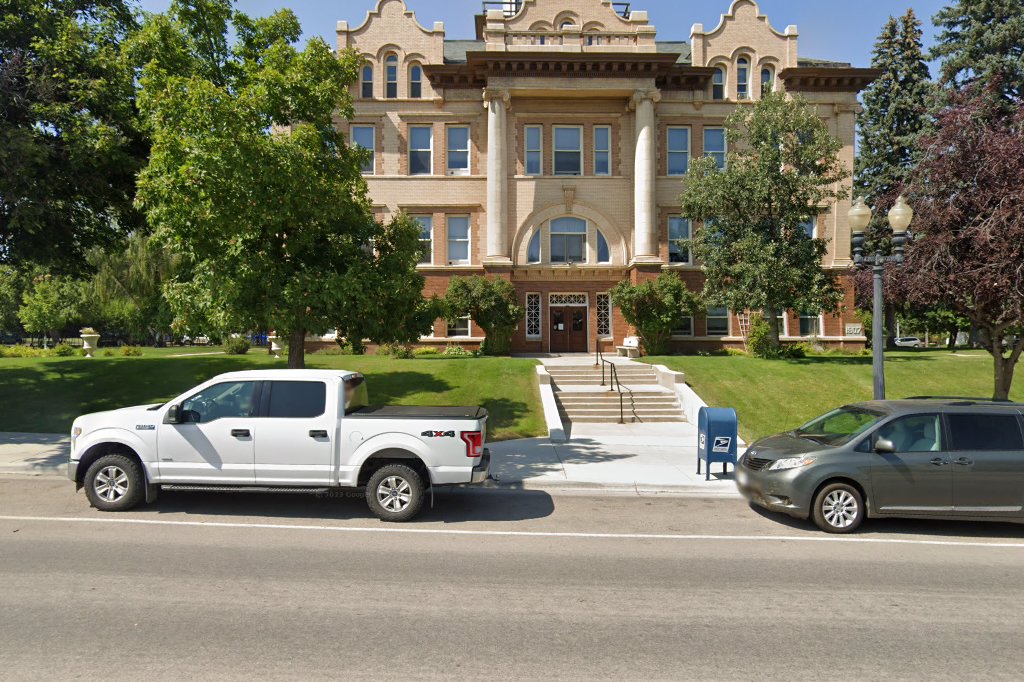 Fergus County Court