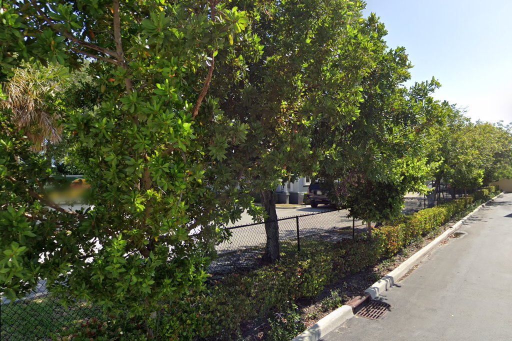 Animal Hospital At Imperial Point