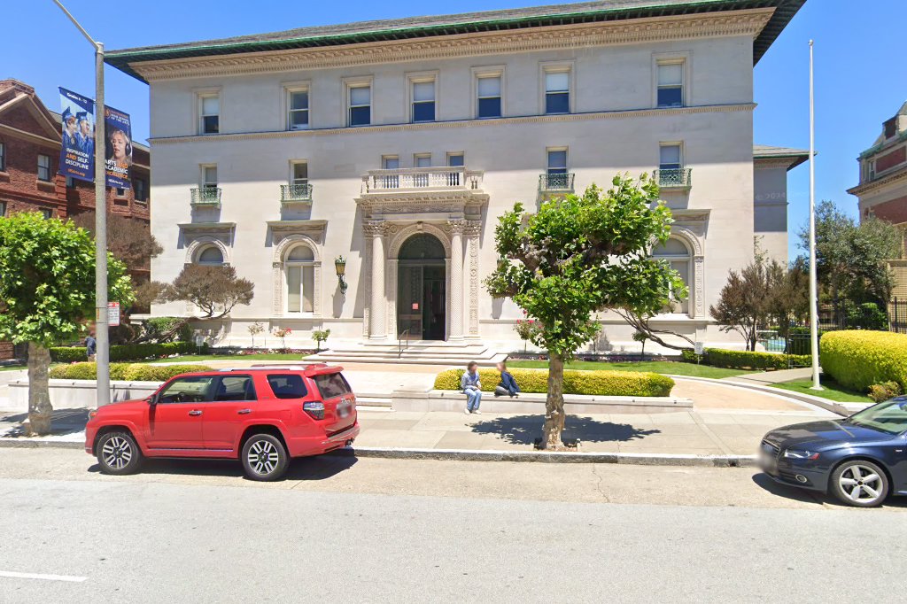 Convent Of The Sacred Heart Elementary School