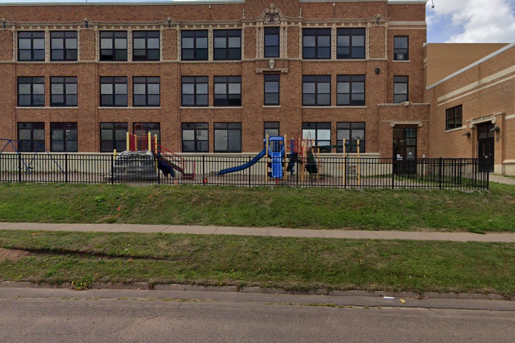 Luther L Wright High School