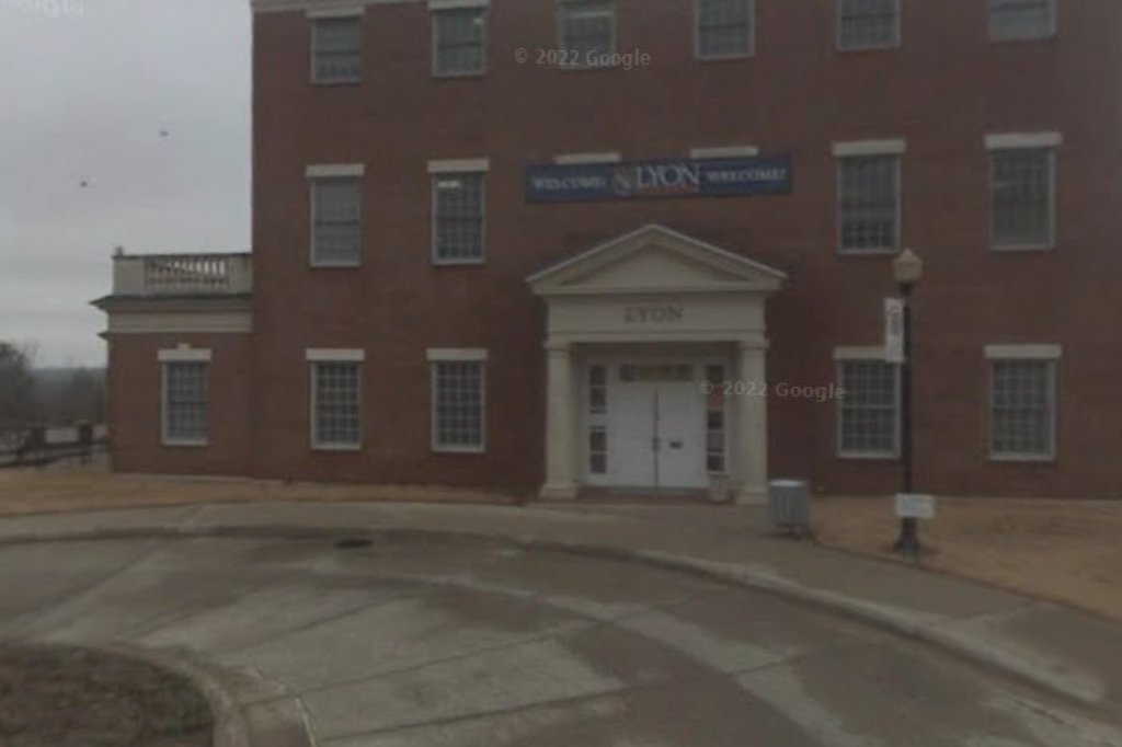 Lyon College