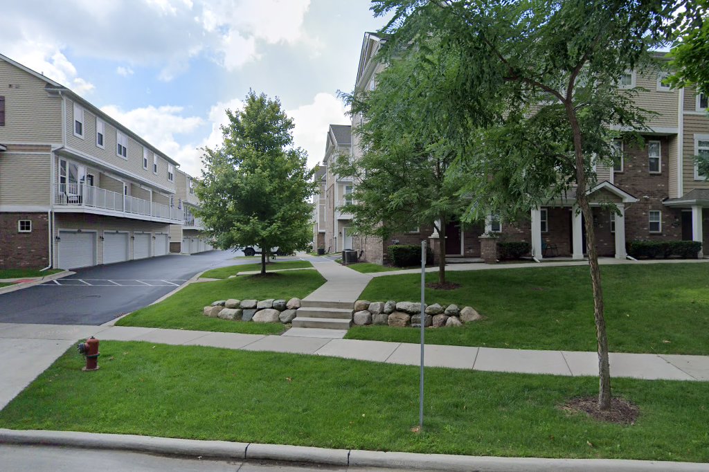 Sterling South - Oakland Campus