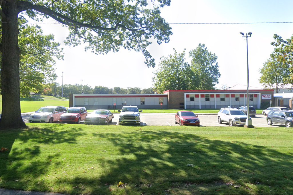 White Lake Area Community Ed School